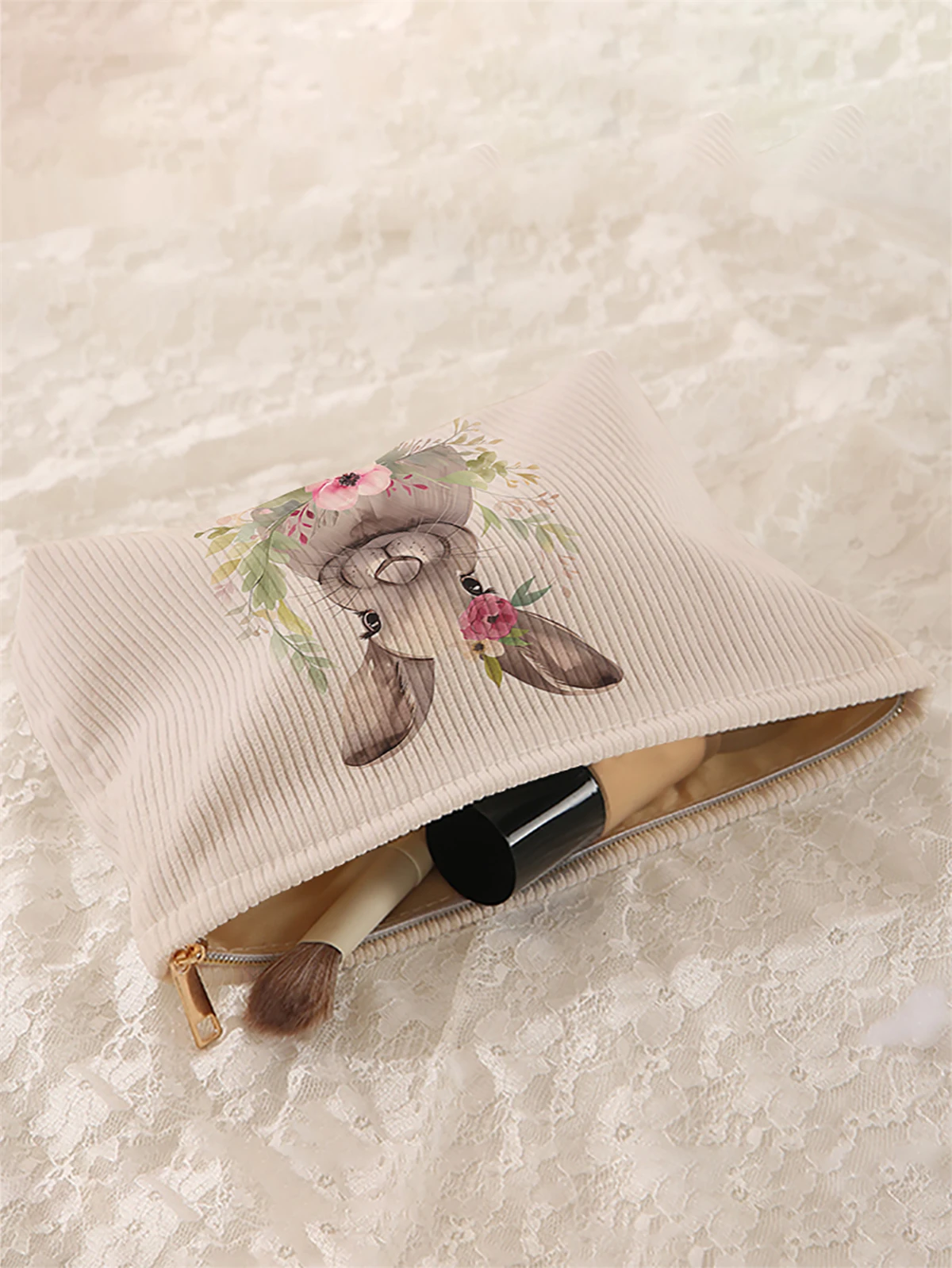 1 rabbit patterned corduroy makeup bag, lightweight zipper makeup storage box, multifunctional bag with lining
