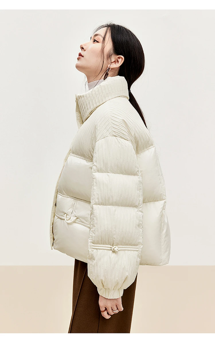SENTUBILA Women's Cropped Down Coat 2024 Winter Fashion Puffer Jacket 90% White Duck Down Stand Neck Outerwear Ladies W44Y56273