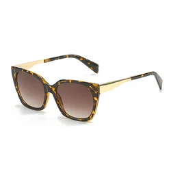Luxurious Vintage Red Frame Sunglasses with Green and Gold Decorative Lens (Leopard)