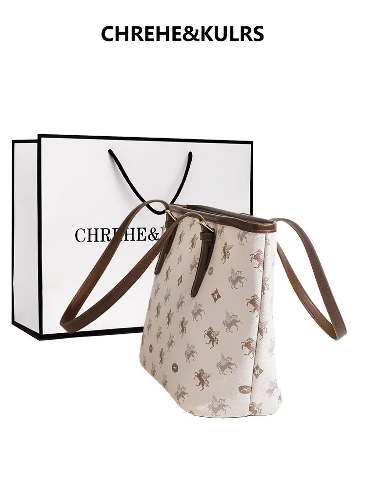 حقيبة جلدية متعددة الاستخدامات للنساء، مصممة كحقيب...