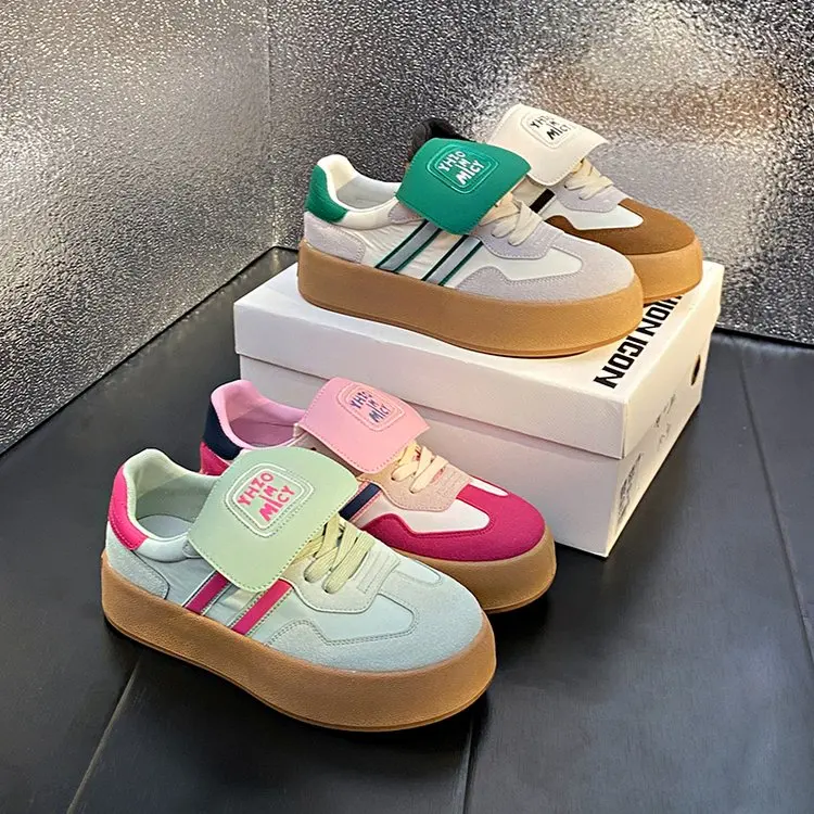 

Модная женская Новинка Весна 2024 корейское издание толстая подошва Matsuke цветные блочные откидные повседневные спортивные высокие кроссовки