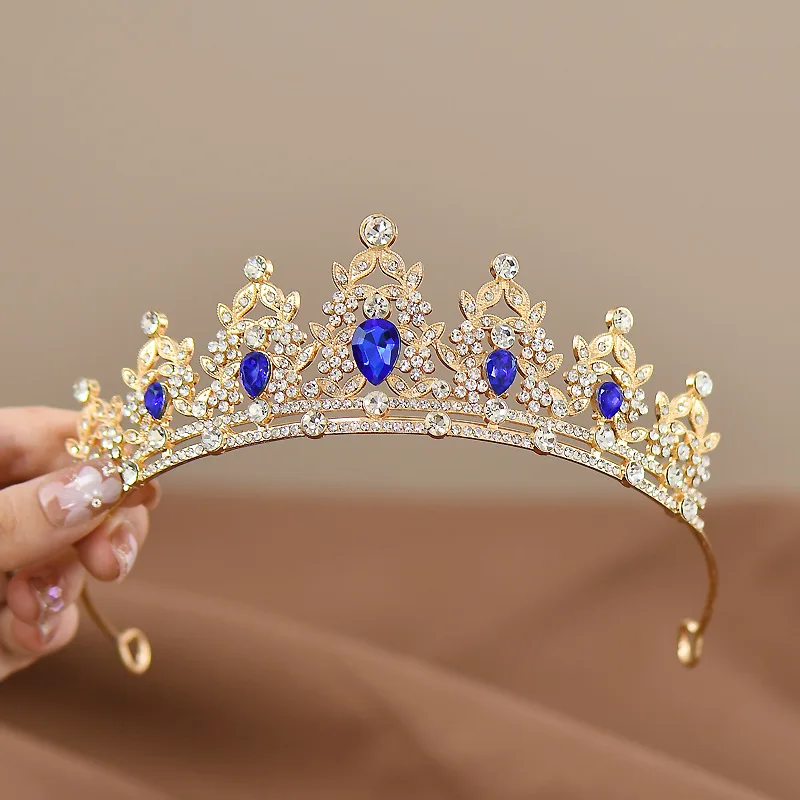 Baotongle Prinzessin Kostüm Set 4-teilig - Mit Krone, Ohrringen, Handschuhen & Brosche