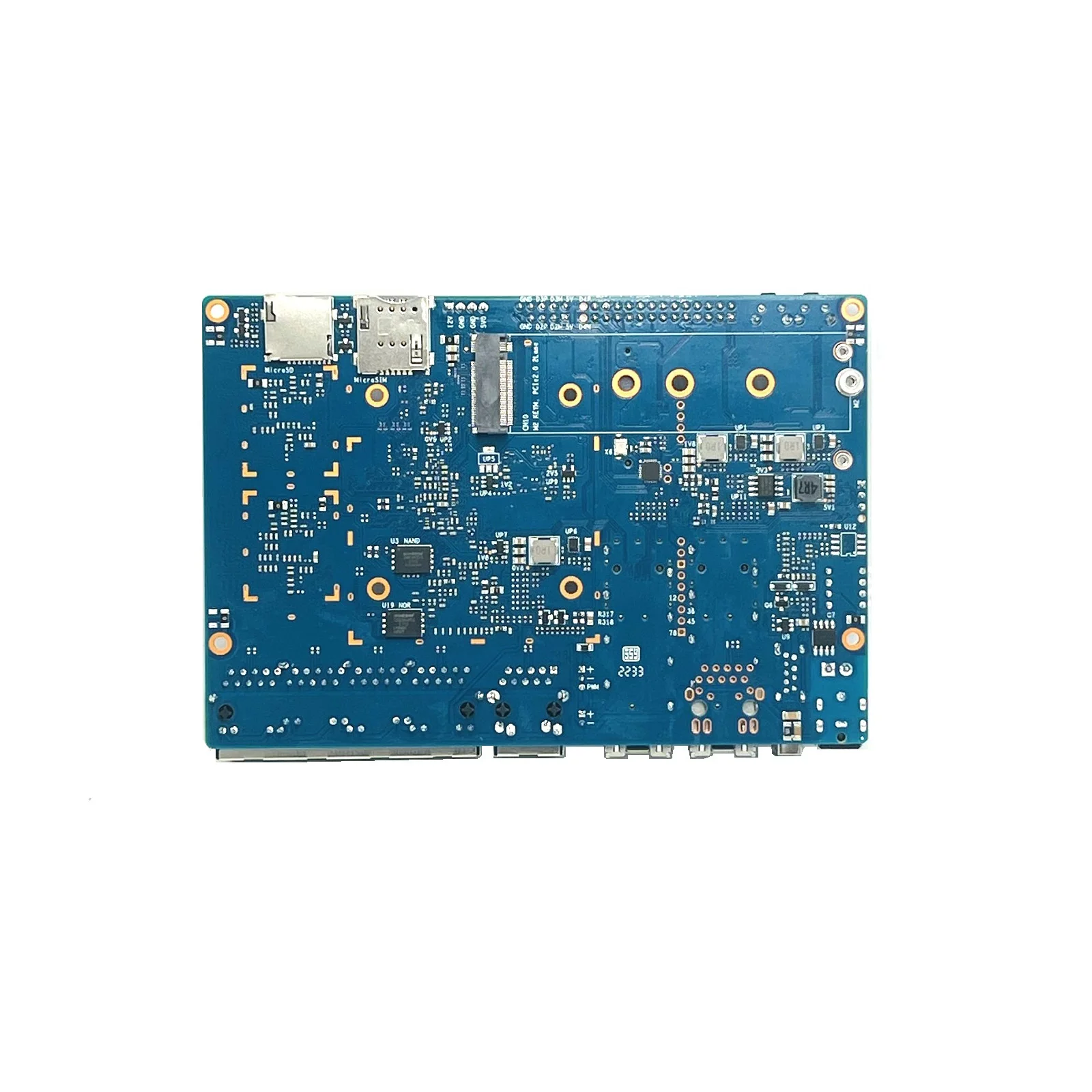 Banana Pi BPI R3 MediaTek MT7986 quad core Router Development Board 2G DDR RAM 8G eMMC Flash Support Wi-Fi6 5 GbE network port single board computer,mini development board,smart router