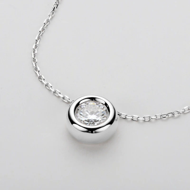 Maison Novaire 6.5mm Round Bezel Moissanite Pendant Necklace