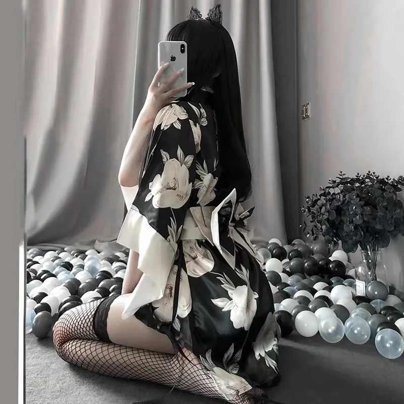 Japanese Kimono Sexy Cosplay Outfit For Women Traditional Style Robe Yukata Costumes Pajamas Soft Silk Belt 3pcs Set Black Red