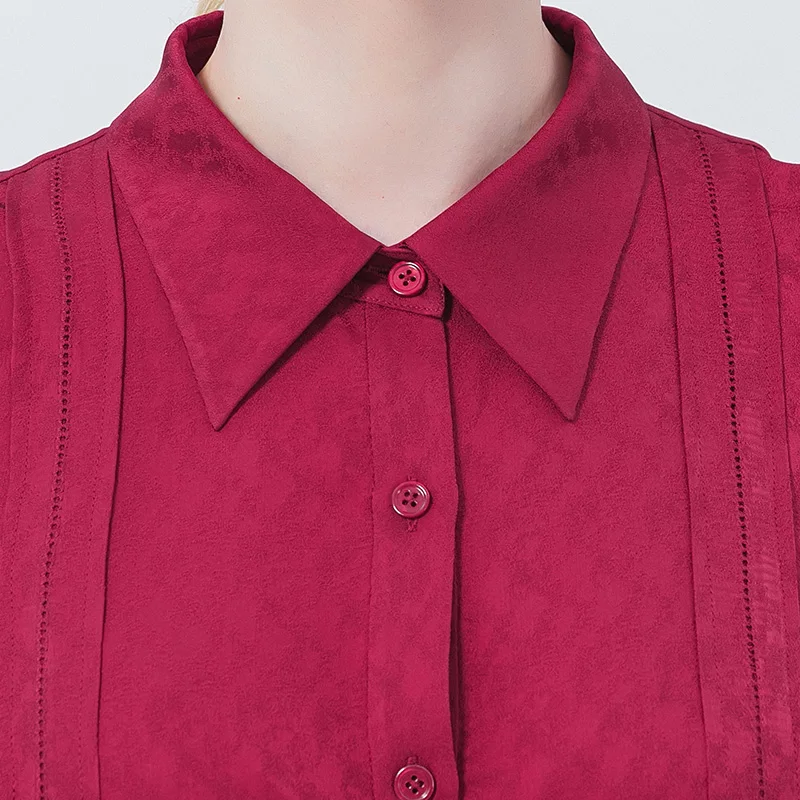 Рисунок 3 - Шелковая жаккардовая рубашка-поло с темным принтом