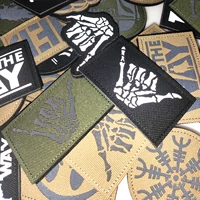 Это как WAY, полный шлем, вышитая повязка на руку, значок в стиле милитари, застежка-крючок и петля, нашивка — изображение 3