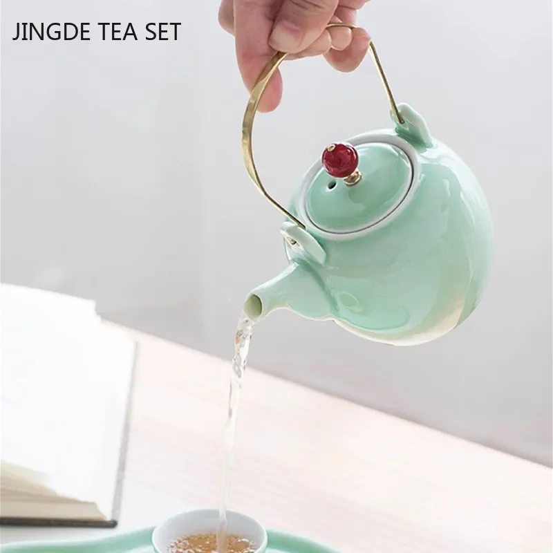 Japanese Color Tiliang Teapots Exquisite Handmade Ceramic Tea Set Kettle Household Celadon Filter Tea Pot Tea Ceremony Drinkware