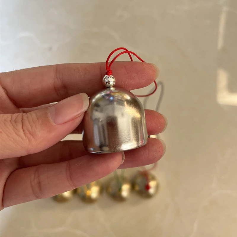 1PC 28mm Copper Bells Outdoor Wind Chimes Mini Brass Bell Christmas Metal Pendant Door Bell Diy Craft Wind Chime Brass Home Garden Decorations Accessories