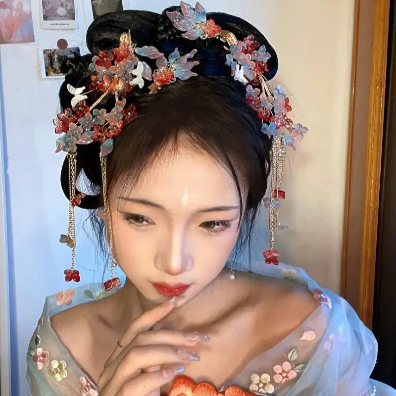 Рисунок 3 - Новые китайские зажимы Hanfu в старинном стиле