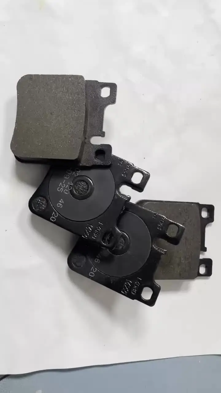 Задняя Тормозная колодка A0024204620 для Mercedes Benz C208 A208 W124 W210 S210 W140 C140