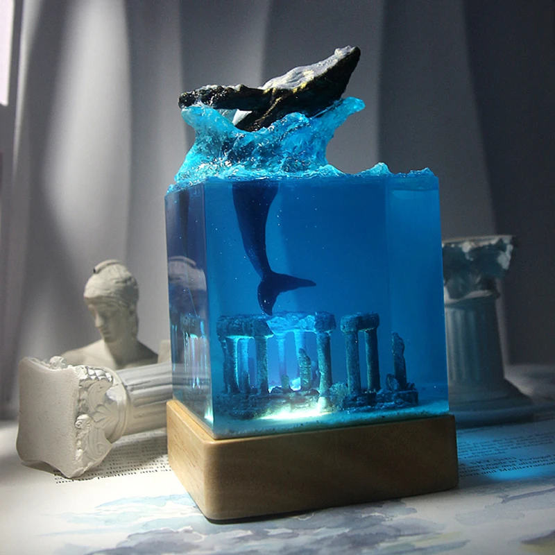 

Seabed Whale Creative Resin Craft Toys For Children Funny Shocking Antistress Marine Animals USB Night Light Kids Toy