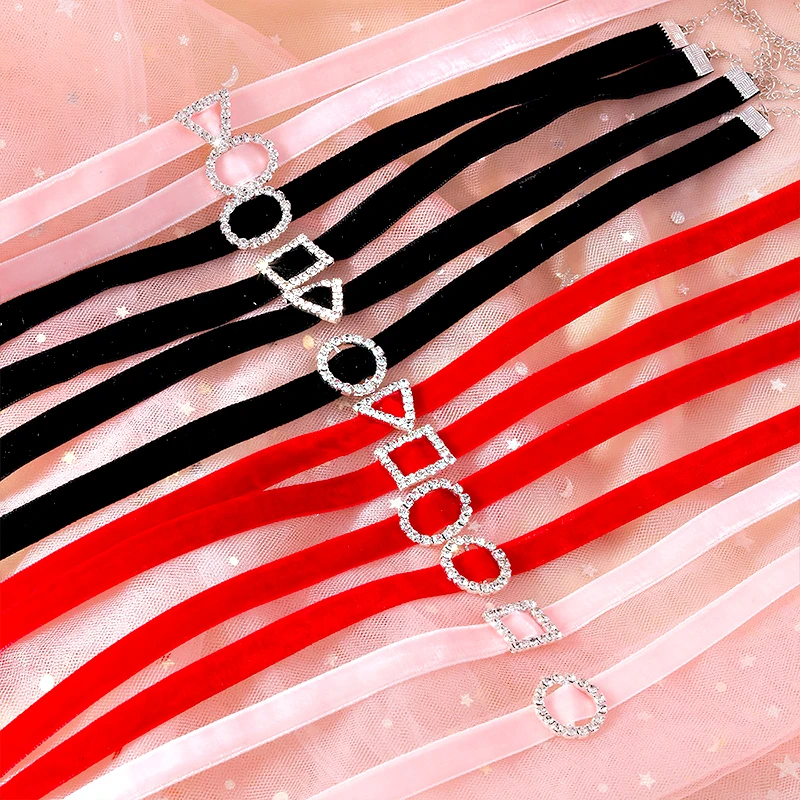

Velvet Choker Women Sexy Punk Crystal Circular Square Clavicle Chain Korean Fashion Lady Necklaces Neck Jewelry Girl Gift