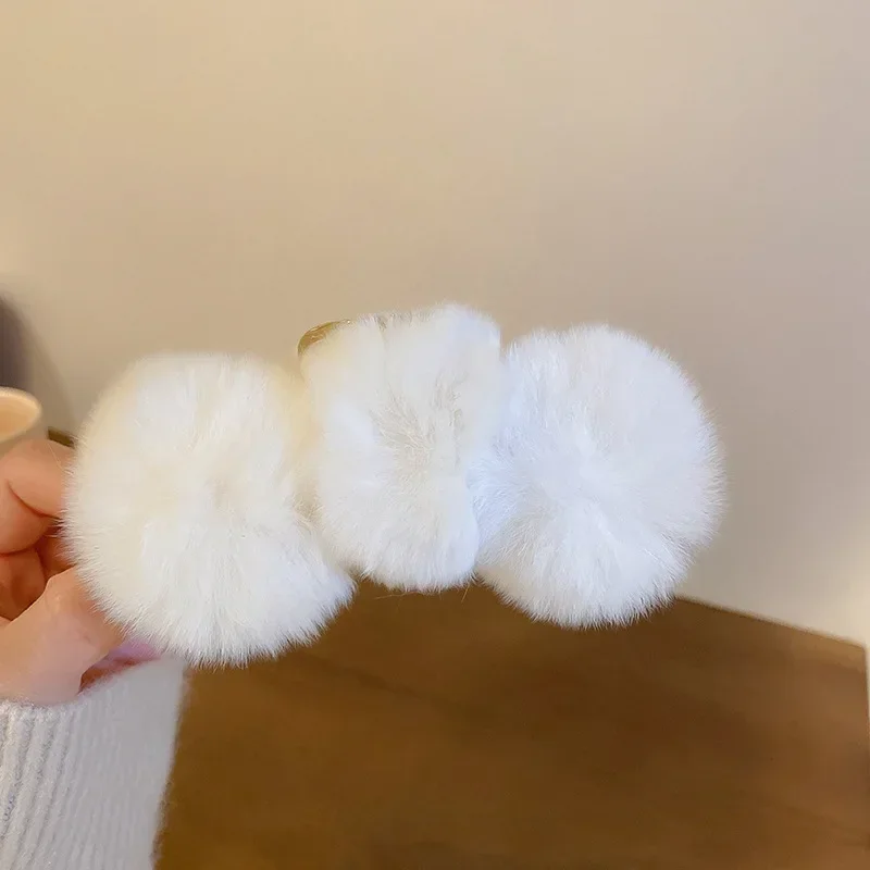 Winter mode übergroße Plüsch Haar Kralle Clip für Frauen Welle Wolke geformte Hai Klaue Haarnadel Kunst pelz Haar Krabben Clip Zubehör – Detail 19