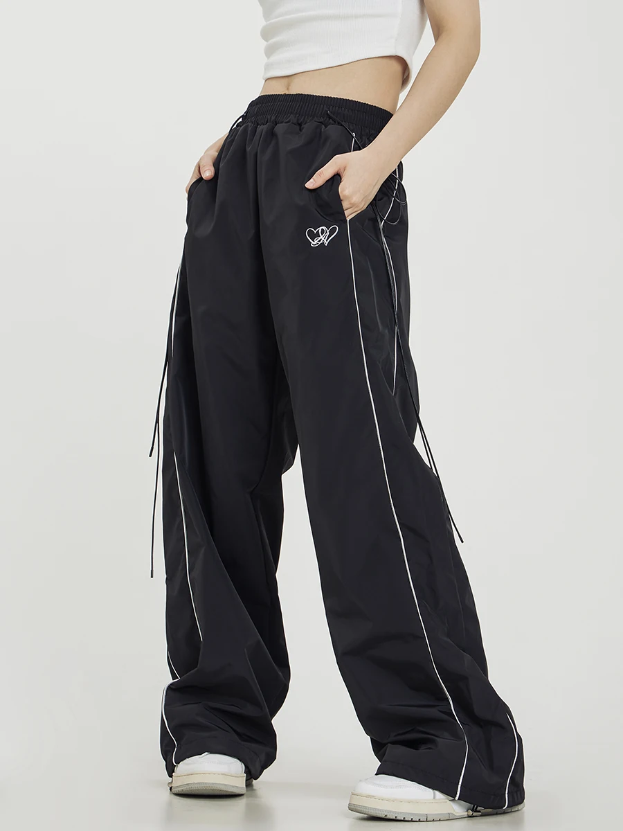 Laabha Women loose Fit Flare Track Pant – Laabha Athleisure