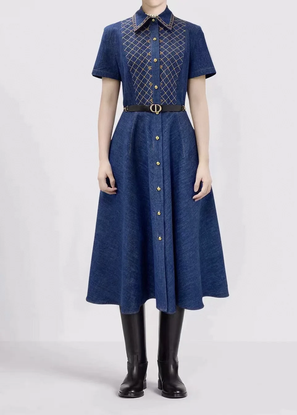 

Spring/Summer New Polo Collar Heavy Craft Embroidery Short Sleeve Single breasted Mid length Denim Dress with Belt