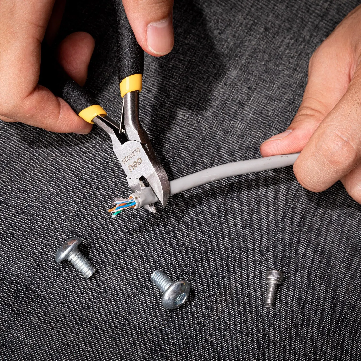 4.5 Inches Universal Wire Cutter Mini Diagonal Pliers Multifunctional Hardware Hand Tools Electrician