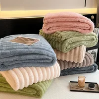 Nouvelles couvertures en peluche de lapin artificiel pour l'automne, couvertures chaudes pour lits, couvertures en polaire corail douces pour canapé, draps de lit confortables et épais 3