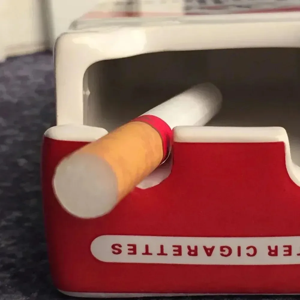 Ceramic Personalized Ashtrays Creative Heat Resistant Living Room Decoration Smoking Accessories Cigarette Case Cigar Ash Tray ceramic ashtray
