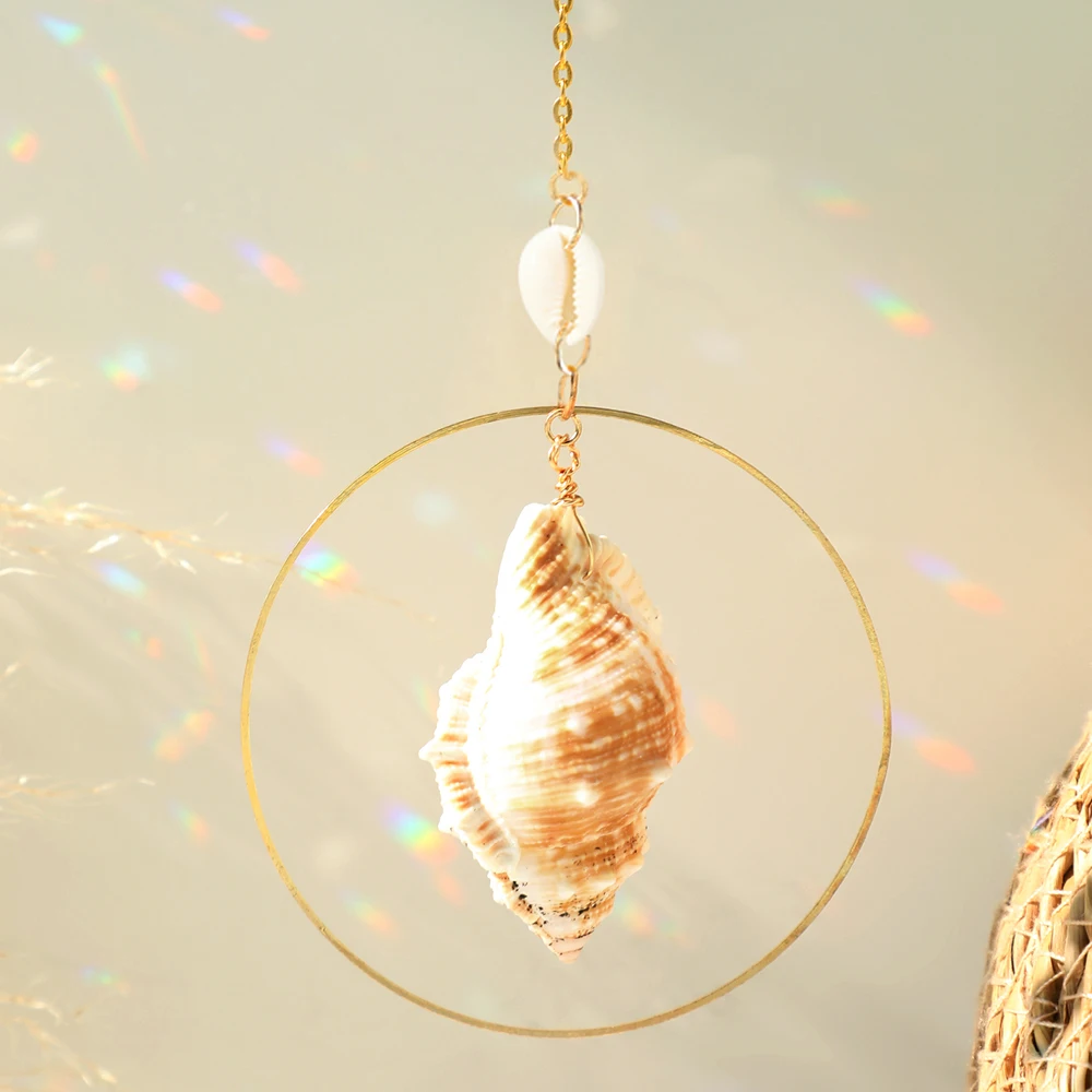 Shells Sun Catcher Crystal Rainbow Prism Garden Decoration Sun Catchers Crystal Light Catcher Real Conch Hanging Window Ornament