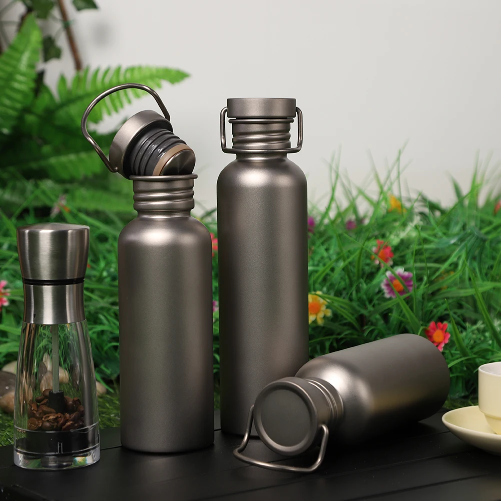 500/600/750ml Titanium Water Bottle with Lid Outdoor Camping Supplies Tourism Sports Leak-Proof Cycling Camping Water Bottle