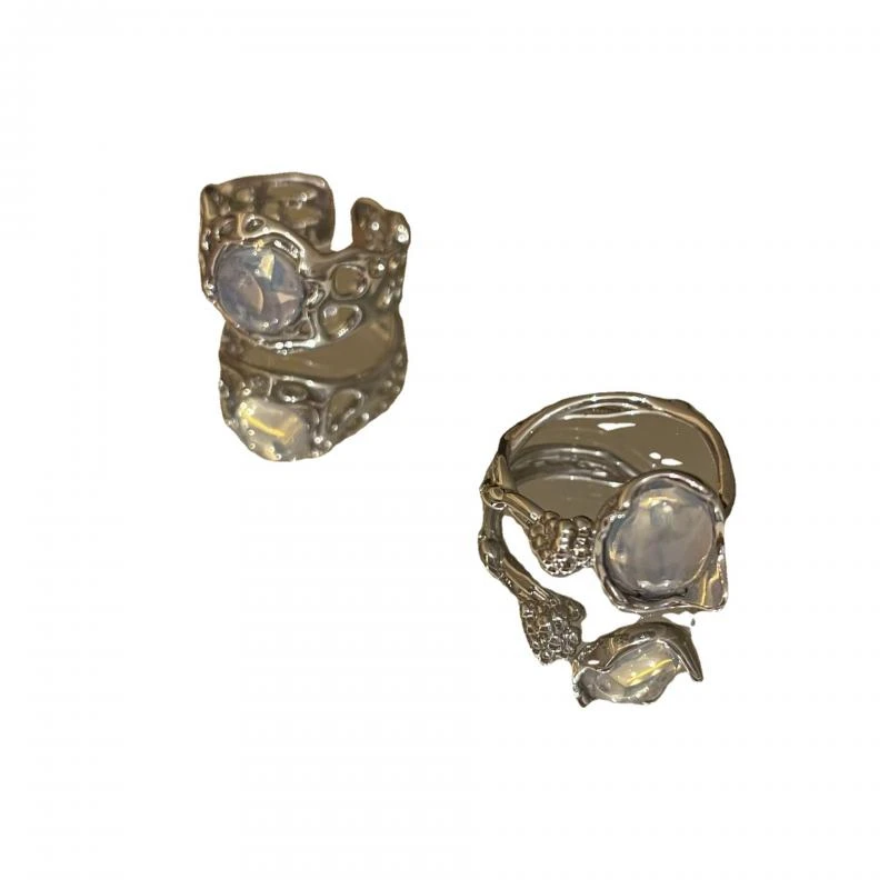 Elegant White Opal Irregular Crystal Ring Fashion Vintage Metal Hollow Open Adjustable Rings For Women Girl Ring Trendy Jewelry