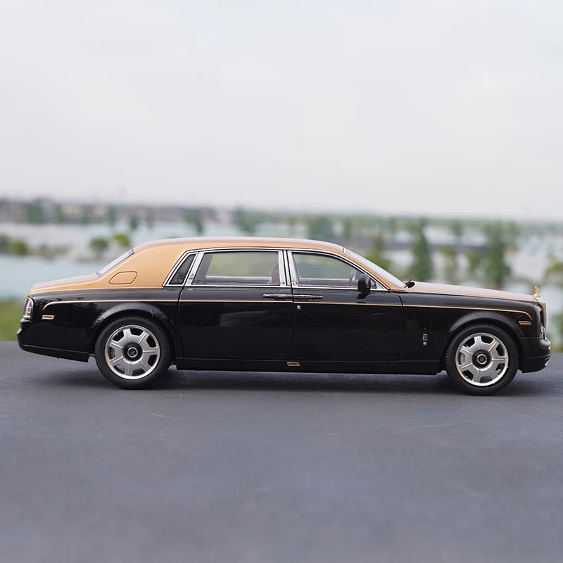 Diecast 1:18 Scale Metal Rolls-royce Phantom Vehicle Model