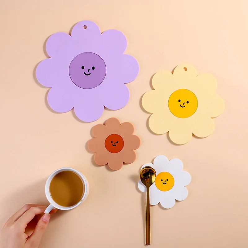 

1PC Sunflower Heat Resistant Silicone Coaster Table Coasters Bowl Pads Cup Mats Home Decor Dining Placemats Tea Coffee Mat Set