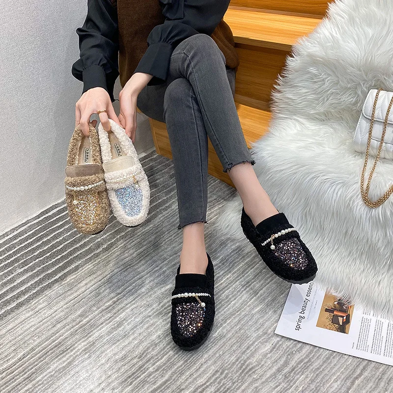 Big Size 35-43 Women Faux Wool Flats Winter Warm Shoes Plush Lining Pearls Chain Lady Loafers Female Boat Shoe Top Quality 555-2