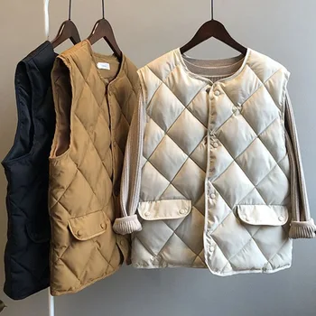 Women Autumn Winter Vest Sleeveless Cardigan Quilted Jacket Chic Tops Warm Button Pocket New Solid Argyle Waistcoat Design Vests