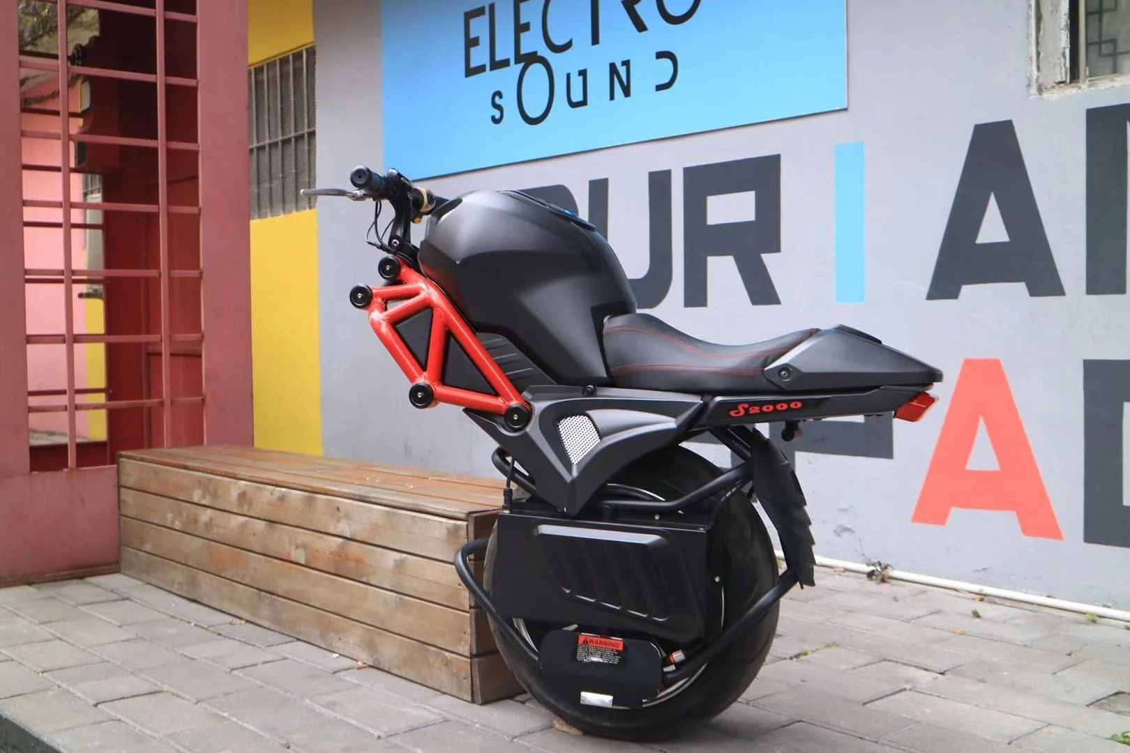 Weebot Rover: un scooter électrique mono-roue arrive