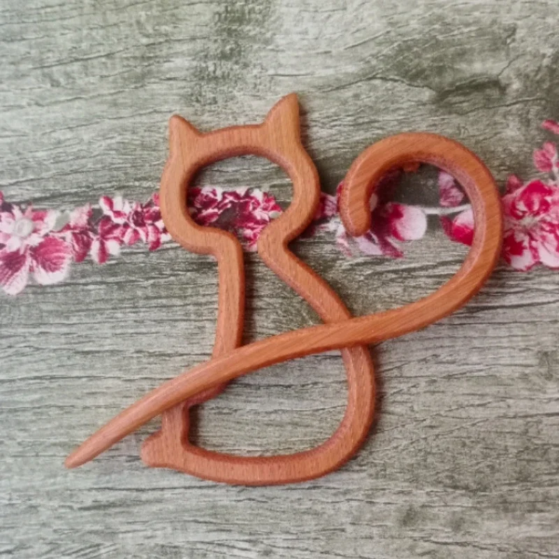 Handmade Wooden Animal Brooch Pins - Cute Shawl Scarf Buckle Clasp Pins For Women, Girls, DIY Craft Accessories