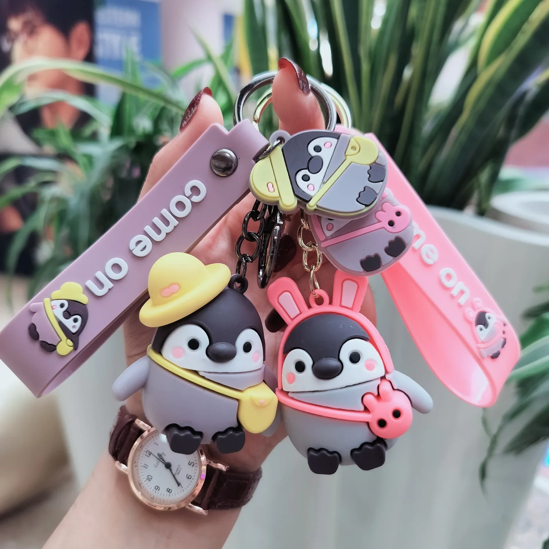 Factory Direct Cartoon animals keychain Panda Penguin Cute animal keychain Gift doll toy for kids car keyring