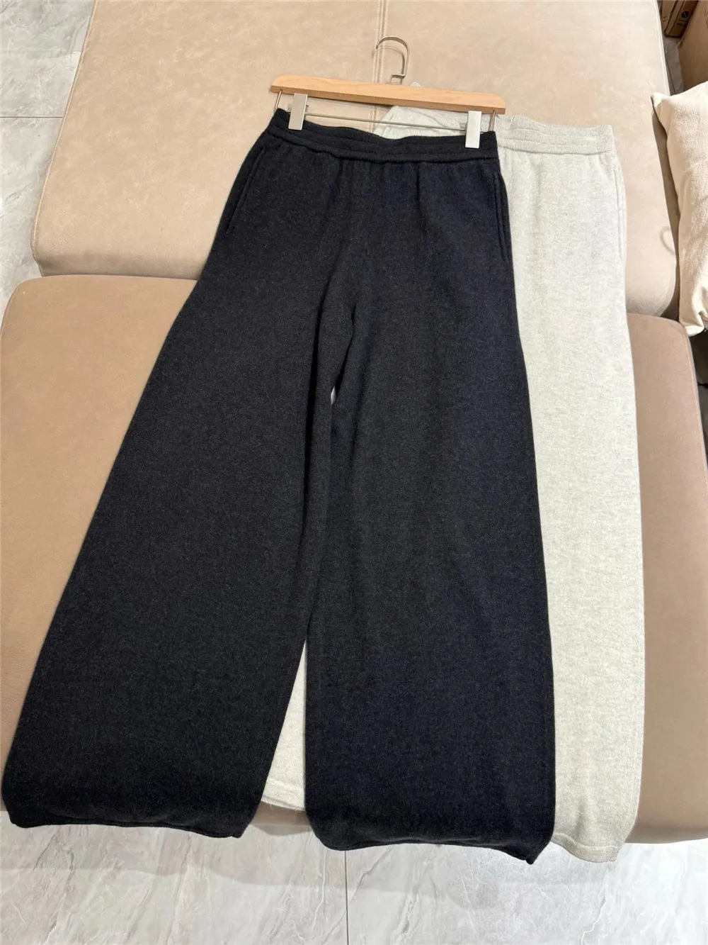 Women's Pants Suit Cashmere Beaded Stand Collar Knitted  Cardigan Jacket + High waist Wide-leg Trousers 2-Piece Set Autumn Winte 5