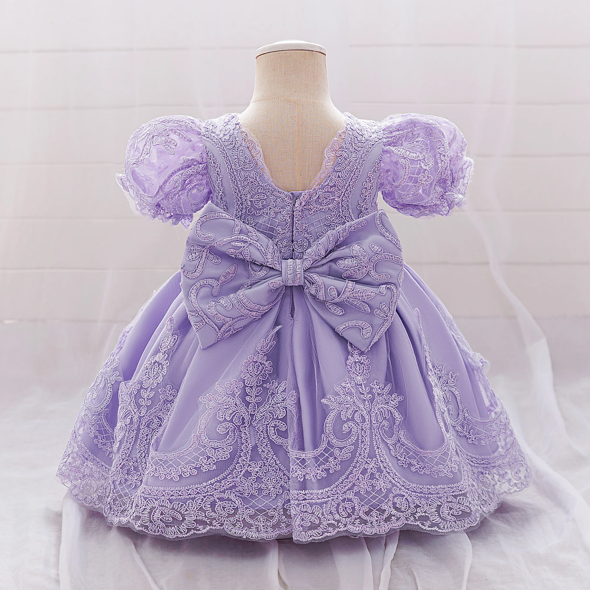 Baby Mädchen Kleid mit Schleifenstickerei und Puffärmeln, Ballkleid, Geburtstagskleid, Hochzeitskleid, Kleinkind Prinzessinnenkleid, Taufkleid – Detail 7