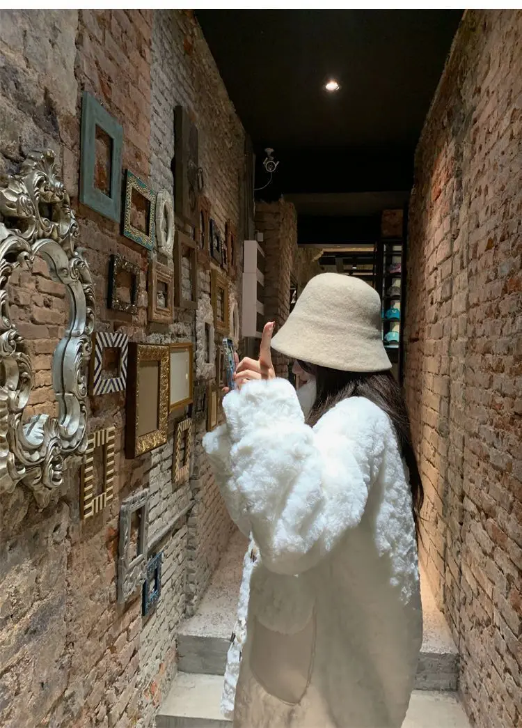 Eleganter aprikosenweißer dicker Kunstpelzmantel für Damen, lässige, mit Faux dicke Lammfelljacke, Winterdame, schicke Langarm-Oberbekleidung – Detail 15