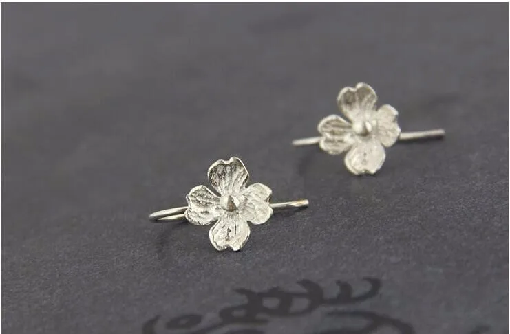 Modischer neuer Schmuck aus 925er Sterlingsilber, exquisite klassische vier florale Glücks-Ohrringe E056 – Detail 2
