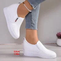 Women's Soft Leather Slip-On Flat Bottom Anti-Slip Student Shoes Increased Height Inner Design Spring Autumn Pure Color