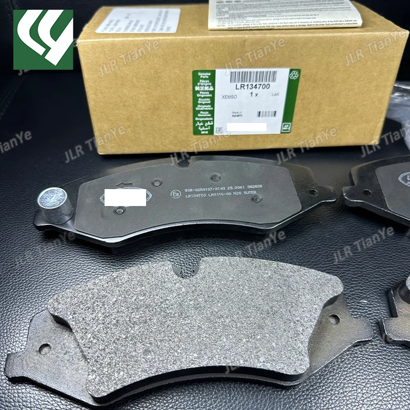 Front Brake Pads LR134700 LR051626 for Range Rover-13 Range Rover Sport-10
