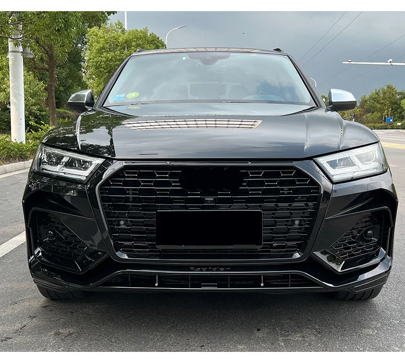 爆売り！】 プリズモンの宝石箱アウディ Q5 SQ5 2代目 5ドアSUV RSQ5スタイル フロントバンパー ブラックグリル メッキエンブレム 