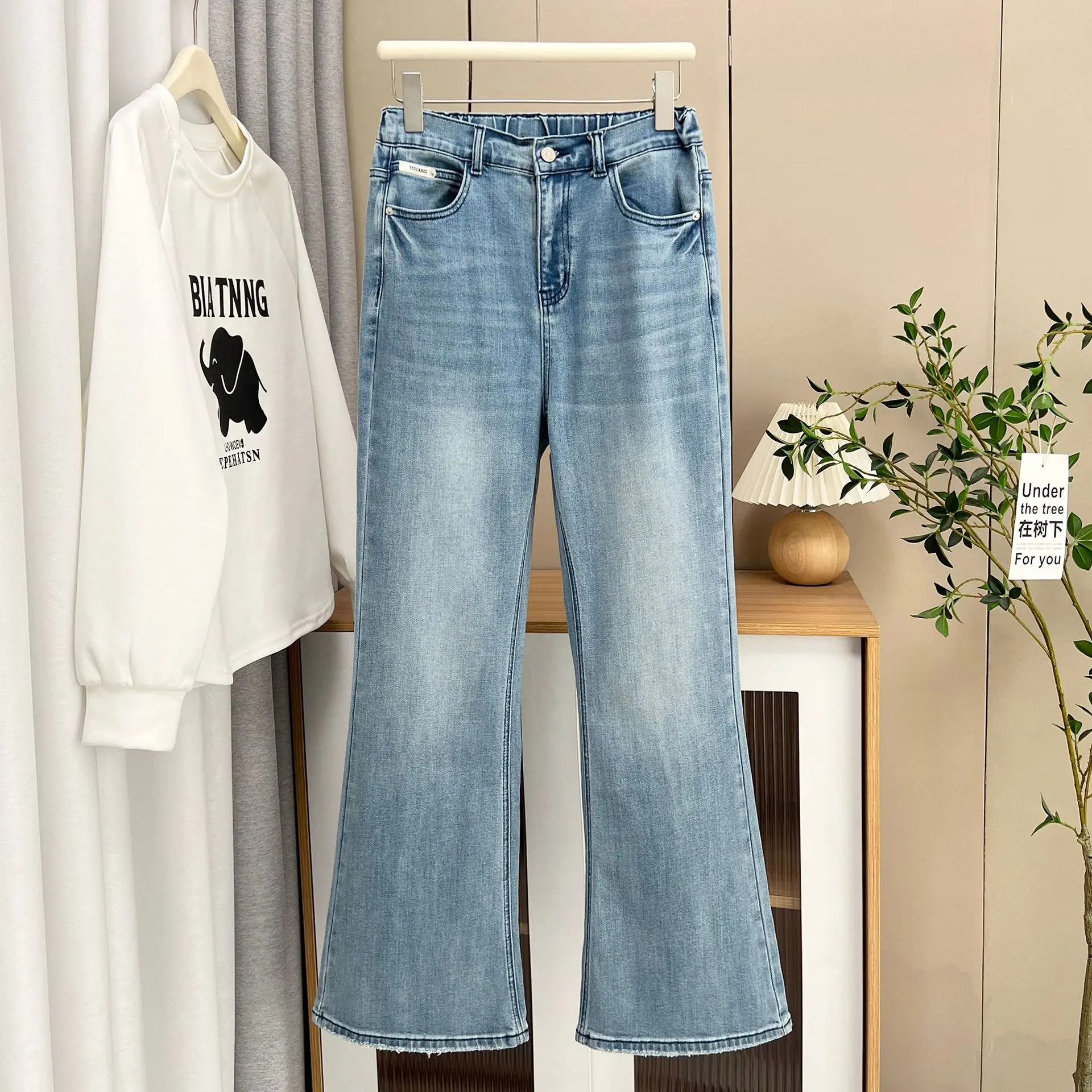 Light Blue Wash Flared Jeans For Women Plus Size 2025 New Arrival High-Waisted Slim Retro Stretch Bell-Bottom Floor-Length Pants