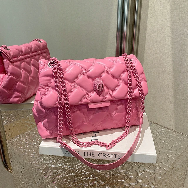 Chanel 22P pink grained calfskin zippy wallet