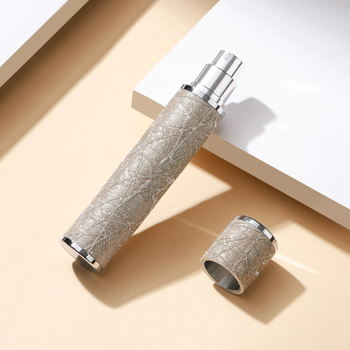 5ML Portable Compact Leather Perfume Bottle Multipurpose Sprayer Refillable Empty Perfume Atomizer for Travel Spray Bottle 1PC 28 S51b5f1d3c3174325a3982ec0a4423ba7z