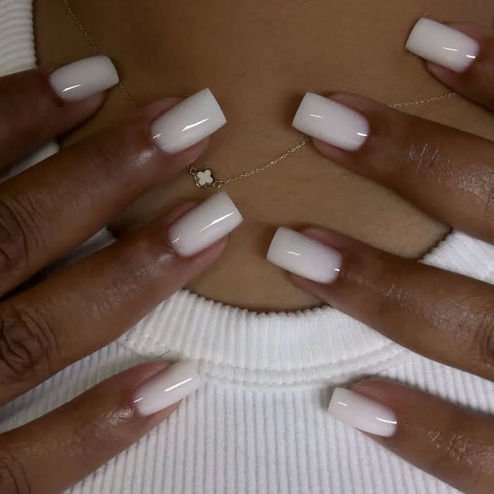 24개입 프레스온 네일 미디움 화이트 스퀘어 프레스온 네일 스윗 프레스온 네일..