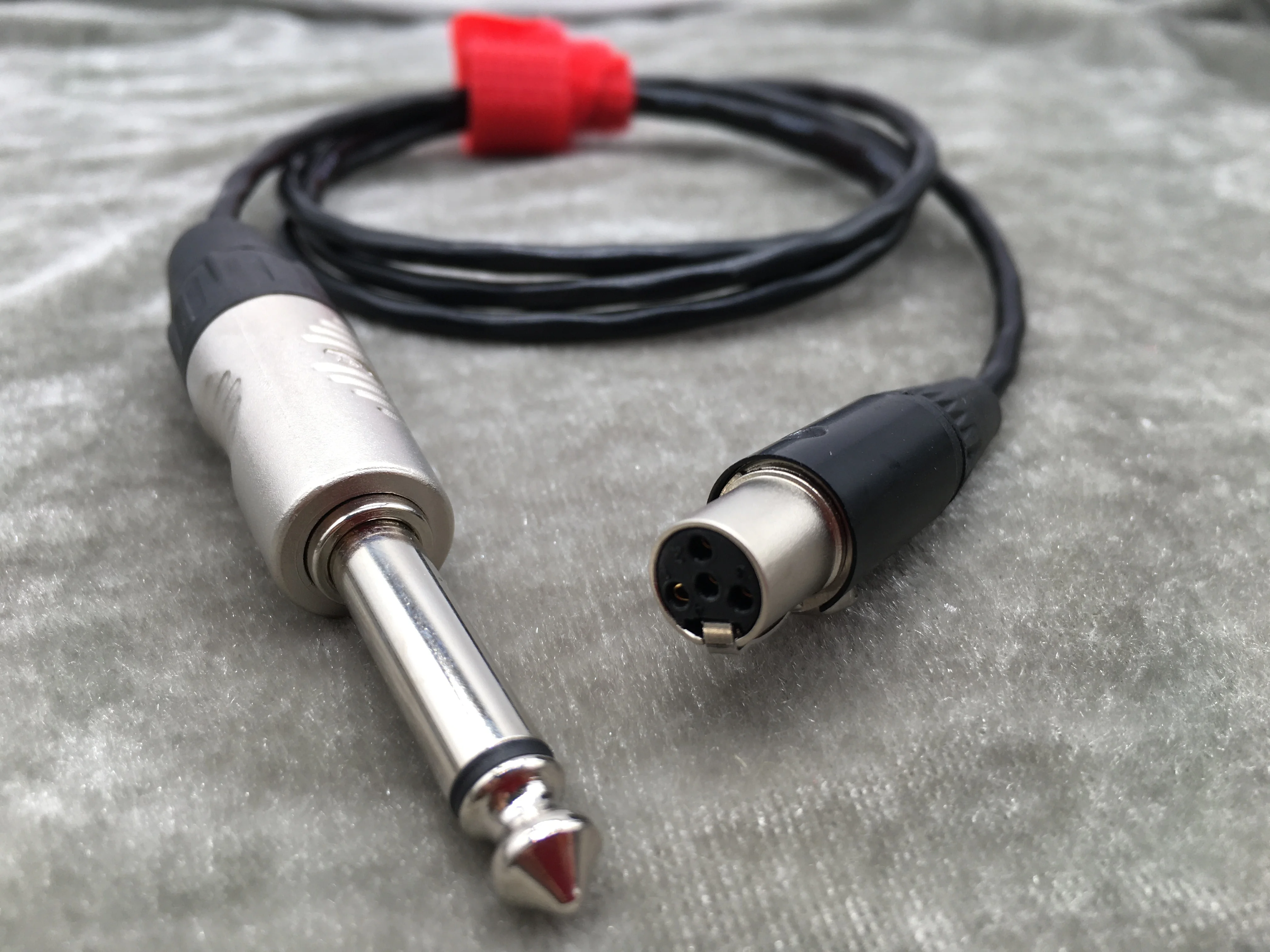 SHURE guitar CABLE with SWISS REAN 2 pole 1/4