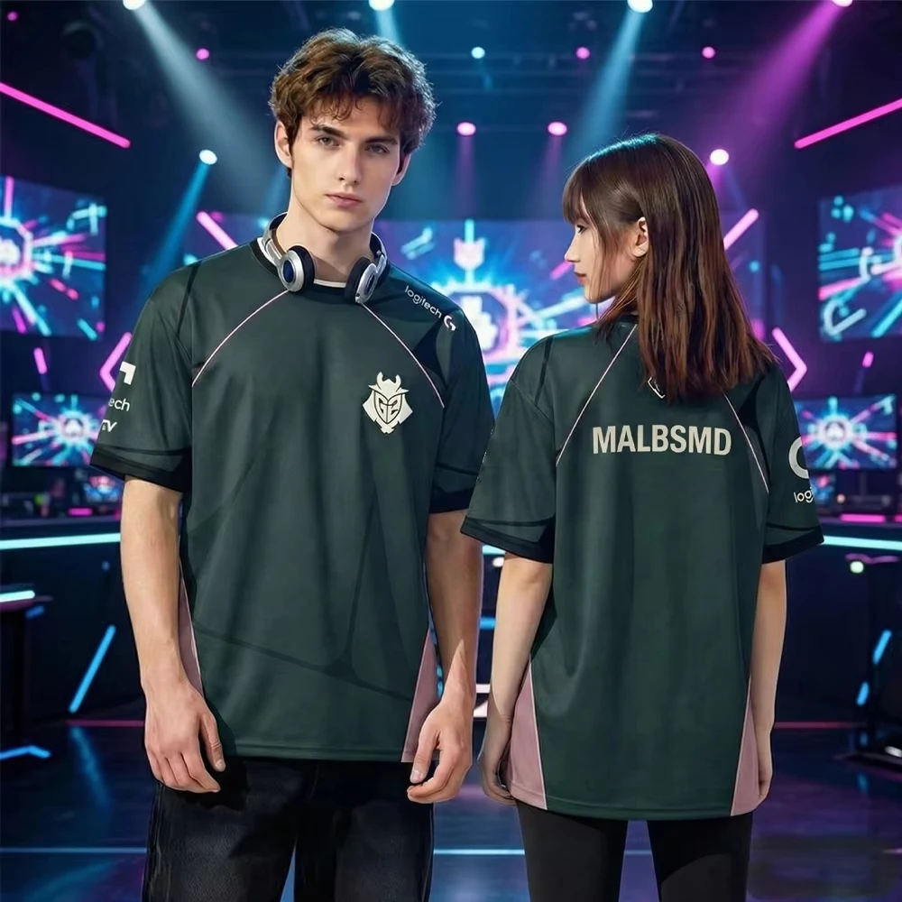 G2 Esports SUNPAYUS 플레이어 저지, 팀 로고가 있는 짙은 녹색 핑크색 액센트 디자인, E-스포츠 팬들을 위한 통기성 게이밍 티셔츠