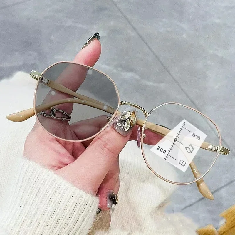 Fashion Metal Frame Finished Near Far Sight Glasses Unisex Outdoor Color Changing Multifocal Reading Glasses Diopter Presbyopia 2