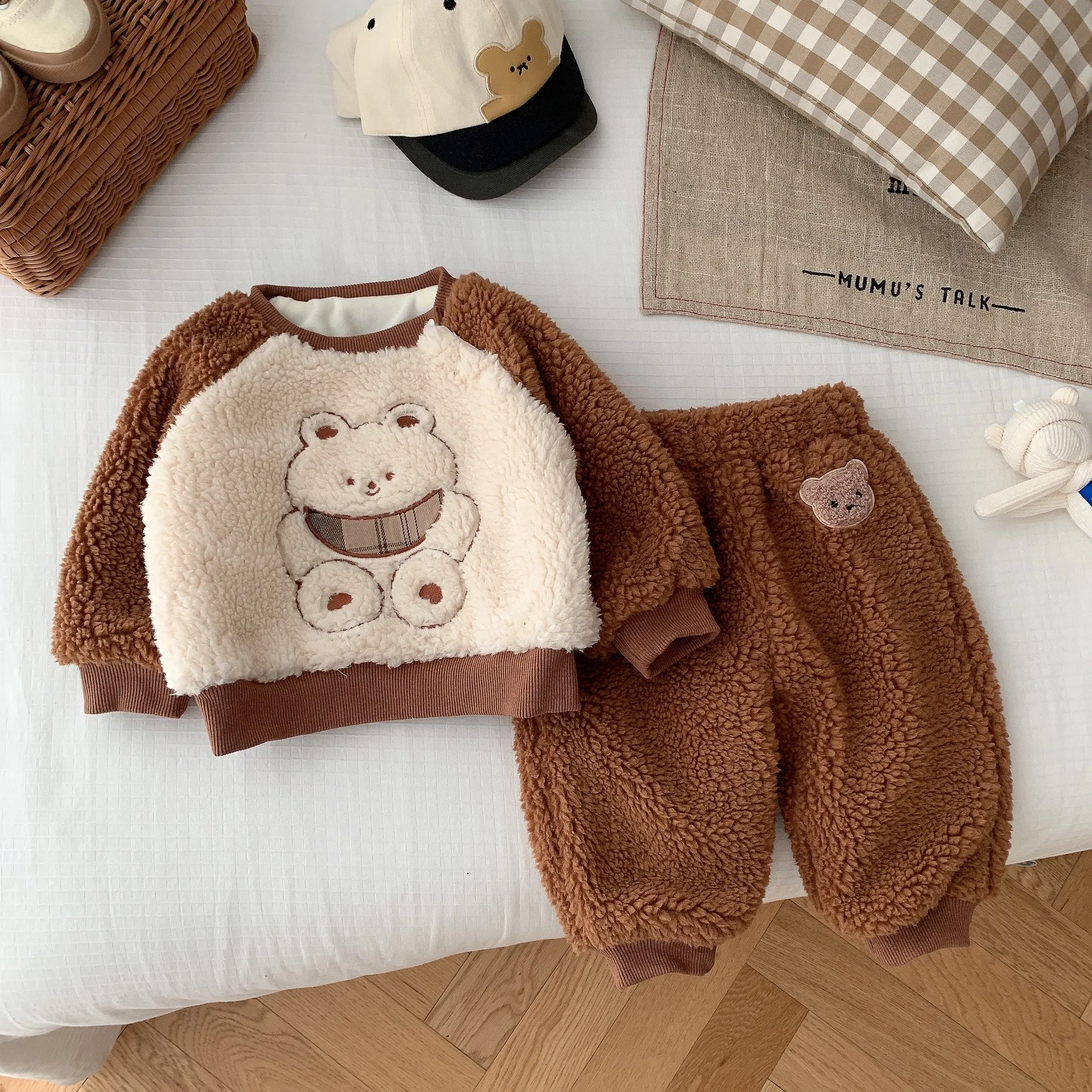 

Winter Children's Loungewear Sets 0-5Y Winter Kids Cartoon Warm Fleece O-Neck Pullover Tops + Solid Color Long Pant 2 Pcs Suits