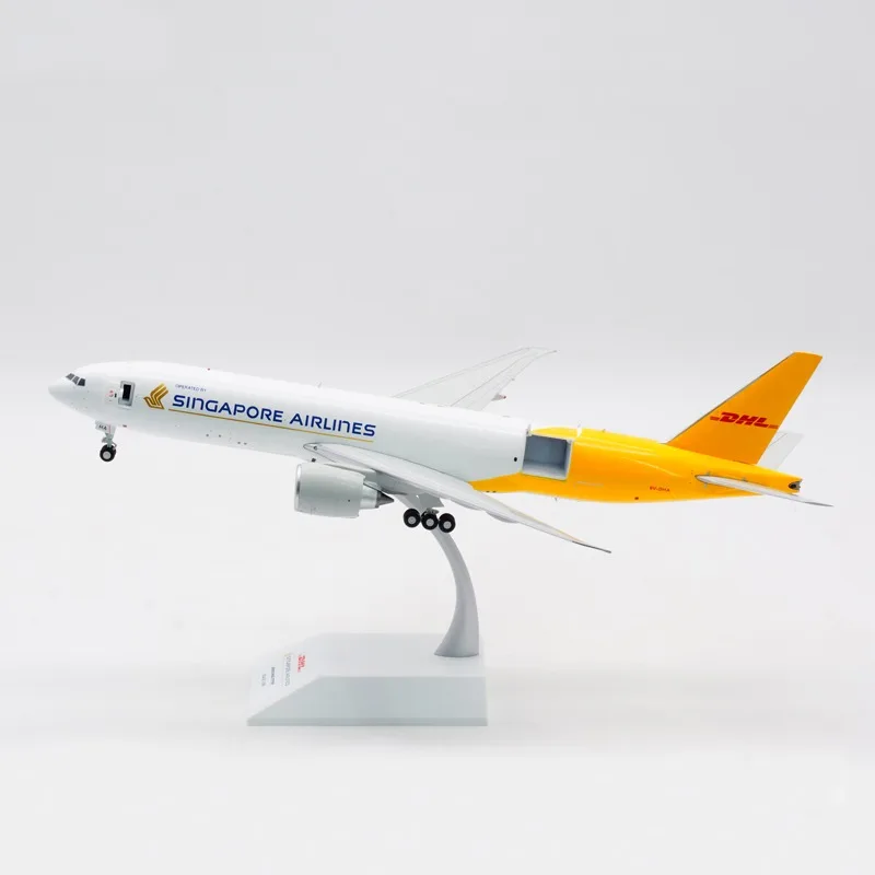 

Diecast 1:200 Scale Singapore Airlines B777-200LRF 9V-DHA Alloy Aircraft Model Collection Souvenir Display Ornaments