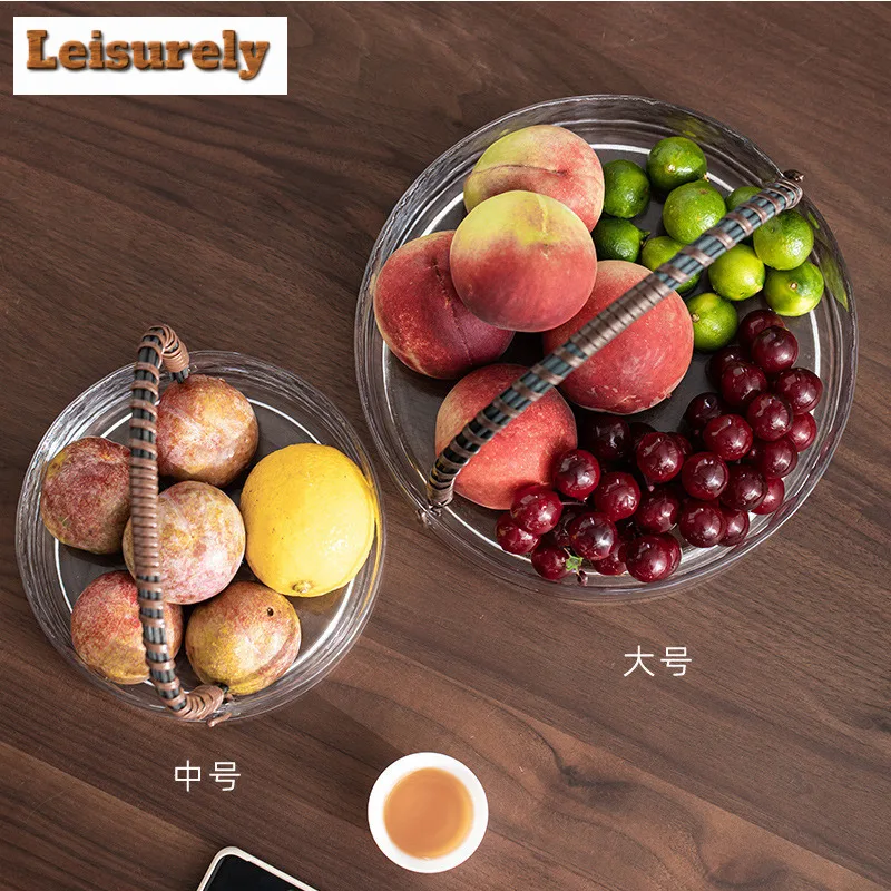 Nordic Vine Lift Hands Glass Fruit Dishes Traditional Pastry Plate Candy Bar Fruit Dishes Serving Tray Cha Accessories Ornaments